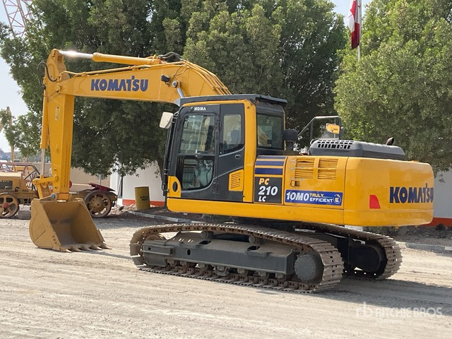2019 Komatsu PC210-10M0 Tracked Excavator - حفارات زحافة: صور 5 2019 Komatsu PC210-10M0 Tracked Excavator - حفارات زحافة: صور 5
