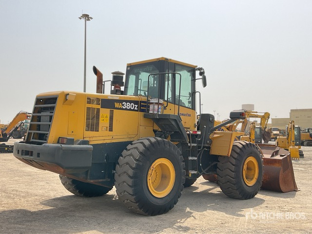 2019 Komatsu WA380Z-6 - اللودر بعجل: صور 4 2019 Komatsu WA380Z-6 - اللودر بعجل: صور 4