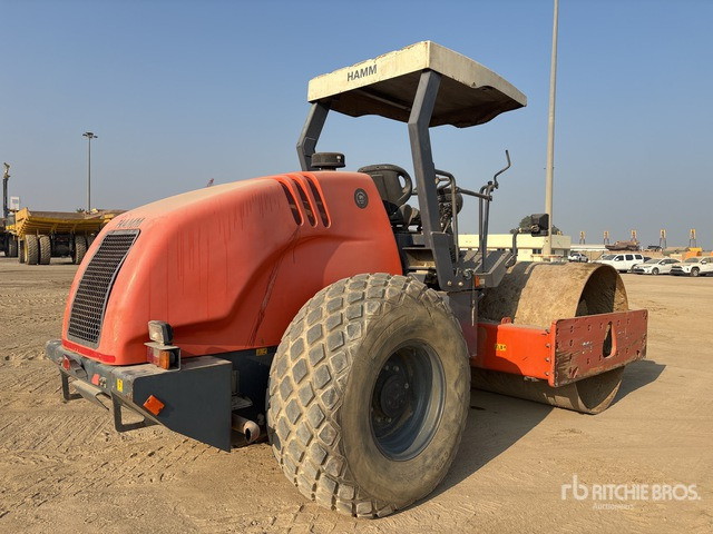 2020 Hamm 311 Smooth Drum Compactor - مدماج: صور 3 2020 Hamm 311 Smooth Drum Compactor - مدماج: صور 3
