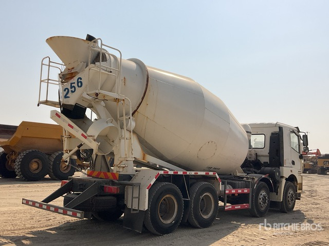2024 XCMG NXG5310GJBN5C 8x4 Twin-Steer Mixer Truck - شاحنة خلاطة خرسانة: صور 3 2024 XCMG NXG5310GJBN5C 8x4 Twin-Steer Mixer Truck - شاحنة خلاطة خرسانة: صور 3
