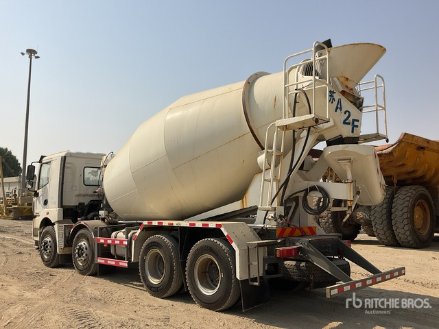 2024 XCMG NXG5310GJBN5C 8x4 Twin-Steer Mixer Truck - شاحنة خلاطة خرسانة: صور 4 2024 XCMG NXG5310GJBN5C 8x4 Twin-Steer Mixer Truck - شاحنة خلاطة خرسانة: صور 4