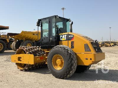 CAT CP533E - مدماج: صور 2 CAT CP533E - مدماج: صور 2
