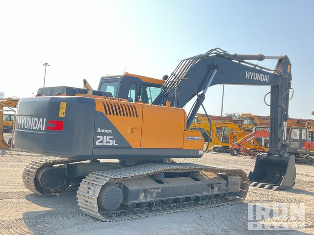 Hyundai R215L Tracked Excavator - حفارات زحافة: صور 3 Hyundai R215L Tracked Excavator - حفارات زحافة: صور 3