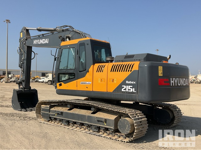 Hyundai R215L Tracked Excavator - حفارات زحافة: صور 4 Hyundai R215L Tracked Excavator - حفارات زحافة: صور 4
