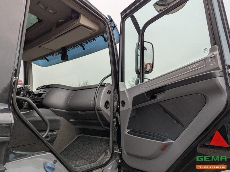 DAF CF 280 FAN 6x2/4 DagCab Euro6 - Koel-VriesBak 7.9m + Carrier Supra 1150MT + Laadklep 2000kg - 10/2025APK إيجار DAF CF 280 FAN 6x2/4 DagCab Euro6 - Koel-VriesBak 7.9m + Carrier Supra 1150MT + Laadklep 2000kg - 10/2025APK: صور 13