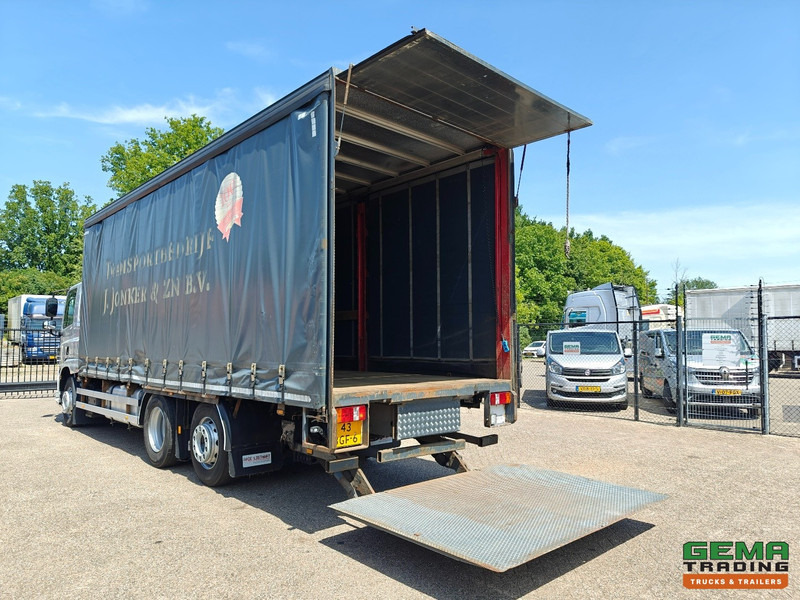 DAF CF 400 FAN 6x2/4 SpaceCab Euro6A - Schuifzeilenbak 7.7m + Laadklep 2000kg - HH Vloer - AanhangerKoppeling - شاحنة ستارة: صور 5 DAF CF 400 FAN 6x2/4 SpaceCab Euro6A - Schuifzeilenbak 7.7m + Laadklep 2000kg - HH Vloer - AanhangerKoppeling - شاحنة ستارة: صور 5