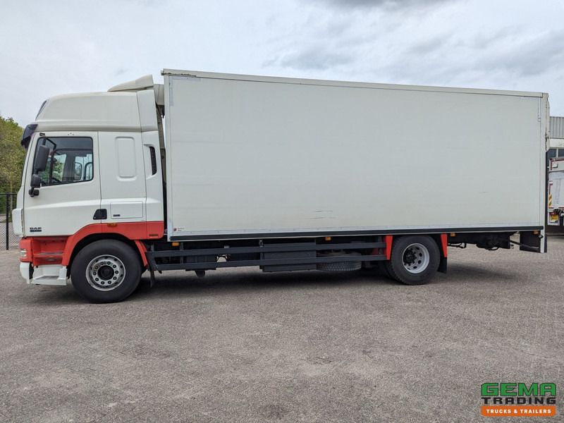 DAF CF85.410 4x2 Spacecab Euro5 - Geïsoleerde bak 7.6m - Laadklep 1500kg - Reservewiel إيجار DAF CF85.410 4x2 Spacecab Euro5 - Geïsoleerde bak 7.6m - Laadklep 1500kg - Reservewiel: صور 14