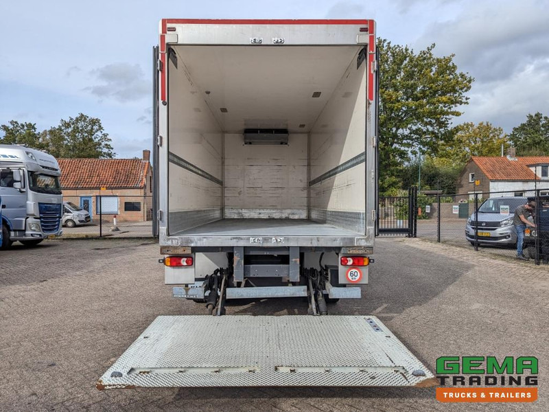 DAF FA LF55.300 4x2 Sleepcab 18T Euro5 Koel-VriesBak 6.45m + Carrier Supra 750 - Laadklep 1500KG (V781) - متساوي شاحنة: صور 4 DAF FA LF55.300 4x2 Sleepcab 18T Euro5 Koel-VriesBak 6.45m + Carrier Supra 750 - Laadklep 1500KG (V781) - متساوي شاحنة: صور 4