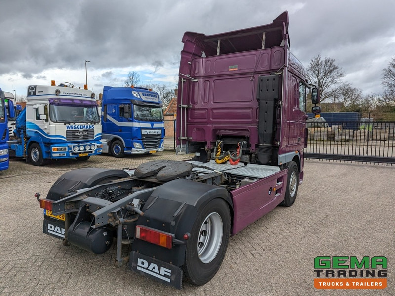 DAF FT XF105.410 4x2 Euro5 FT XF105.410 4x2 SpaceCab Euro5 - Side Skirts - Spare Wheel - Original Holland truck (T1333) - شاحنة جرار: صور 3 DAF FT XF105.410 4x2 Euro5 FT XF105.410 4x2 SpaceCab Euro5 - Side Skirts - Spare Wheel - Original Holland truck (T1333) - شاحنة جرار: صور 3