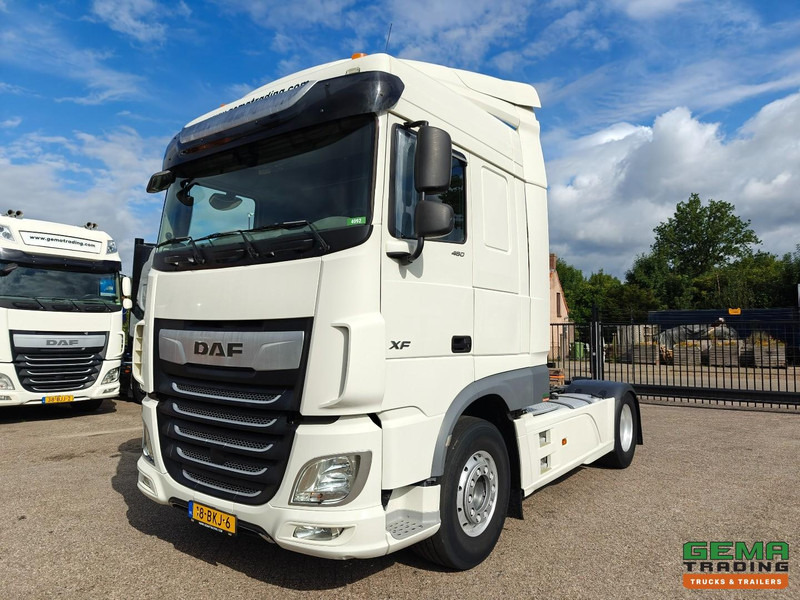 DAF XF 480 FT 4x2 Spacecab Euro6C - Alcoa - Groot Brandstoffilter - SmartTacho V2 - 05/2026 APK - شاحنة جرار: صور 1 DAF XF 480 FT 4x2 Spacecab Euro6C - Alcoa - Groot Brandstoffilter - SmartTacho V2 - 05/2026 APK - شاحنة جرار: صور 1