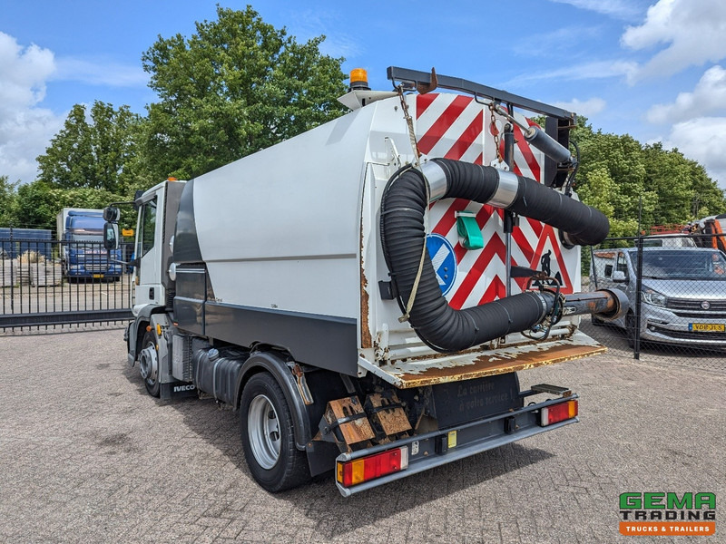 Iveco 140E21 4x2 Dagcab Euro3 - Schmidt SK500R - Hydrostaat - سياره كنس شوارع: صور 3 Iveco 140E21 4x2 Dagcab Euro3 - Schmidt SK500R - Hydrostaat - سياره كنس شوارع: صور 3
