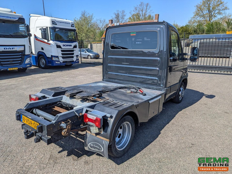 Iveco 35C18/T 4x2 Euro4 - BE-Trekker - 3-Zits - Luchthoorns - NAP - شاحنة جرار: صور 3 Iveco 35C18/T 4x2 Euro4 - BE-Trekker - 3-Zits - Luchthoorns - NAP - شاحنة جرار: صور 3