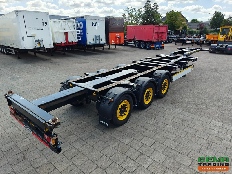 Kögel PORT 40 SIMPLEX 20 3-Assen SAF - Schijfremmen - 2x20FT/30FT/40FT - Achterschuiver - شاحنات الحاويات / جسم علوي قابل للتغيير نصف مقطورة: صور 2 Kögel PORT 40 SIMPLEX 20 3-Assen SAF - Schijfremmen - 2x20FT/30FT/40FT - Achterschuiver - شاحنات الحاويات / جسم علوي قابل للتغيير نصف مقطورة: صور 2