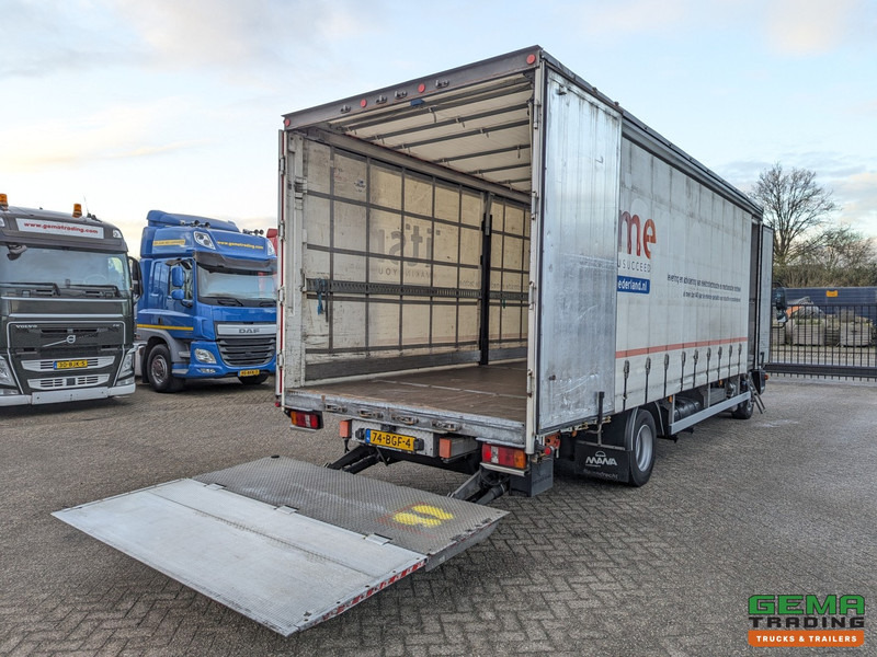 MAN TGL 12.220 4x2 Daycab Euro6 - SchuifzeilenBak 7.2M + Laadklep 2000kg - Rongpotten - Zijdeuren - شاحنة ستارة: صور 2 MAN TGL 12.220 4x2 Daycab Euro6 - SchuifzeilenBak 7.2M + Laadklep 2000kg - Rongpotten - Zijdeuren - شاحنة ستارة: صور 2
