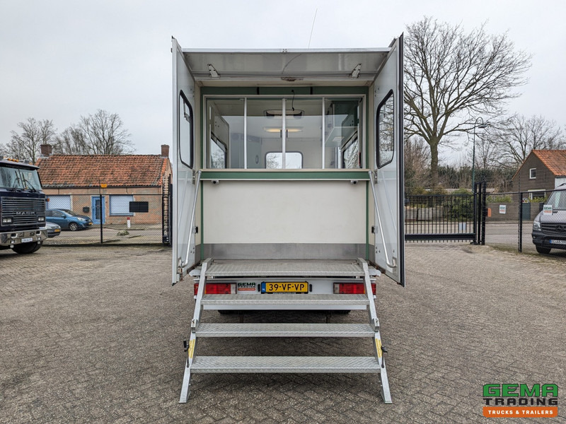 Mercedes-Benz 400-serie 410 D 4x2 Euro2 - Mobiel Kantoor - Standkachel - Hydr. Steunpoten - Eigen Accu's - 26.000KM Origineel - MARGE - الشاحنات الصغيرة: صور 5 Mercedes-Benz 400-serie 410 D 4x2 Euro2 - Mobiel Kantoor - Standkachel - Hydr. Steunpoten - Eigen Accu's - 26.000KM Origineel - MARGE - الشاحنات الصغيرة: صور 5