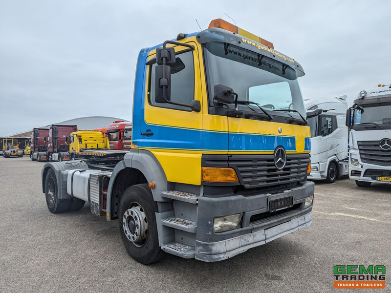 Mercedes-Benz Axor 1828 4x2 Dagcab Euro2 - Handgeschakeld - Reservewiel - Duitse Vrachtwagen - شاحنة جرار: صور 2 Mercedes-Benz Axor 1828 4x2 Dagcab Euro2 - Handgeschakeld - Reservewiel - Duitse Vrachtwagen - شاحنة جرار: صور 2