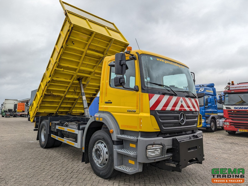 Mercedes-Benz Axor 1828 4x2 Daycab Euro3 - Kipper - Voll Bladvering - 56.087 km Origineel! - قلابات: صور 4 Mercedes-Benz Axor 1828 4x2 Daycab Euro3 - Kipper - Voll Bladvering - 56.087 km Origineel! - قلابات: صور 4