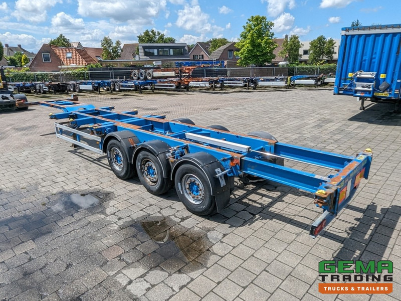 Renders ROC 12.27 CC 3-Assen MB- Lift- Axle - Discbrakes - All Connections - 5210kg (O1914) - شاحنات الحاويات / جسم علوي قابل للتغيير نصف مقطورة: صور 4 Renders ROC 12.27 CC 3-Assen MB- Lift- Axle - Discbrakes - All Connections - 5210kg (O1914) - شاحنات الحاويات / جسم علوي قابل للتغيير نصف مقطورة: صور 4