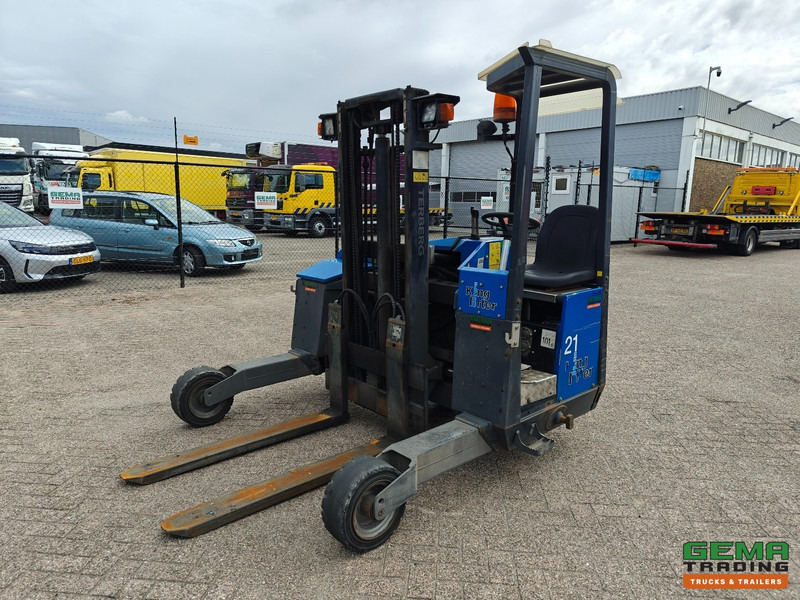 Terberg Kinglifter TKL-M-1x3 - Yanmar Diesel - 2500KG - 3523 uur - رافعة شوكية مثبتة على شاحنة: صور 1 Terberg Kinglifter TKL-M-1x3 - Yanmar Diesel - 2500KG - 3523 uur - رافعة شوكية مثبتة على شاحنة: صور 1
