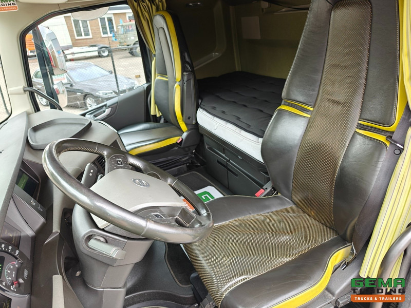 Volvo FH16-750 6x2 Globetrotter XL Euro6C - VEB+ - Volume Combi - Dubbele Tanks - IparkCool - SMARTTacho V2 - 07/2026 APK - بصندوق مغلق شاحنة: صور 5 Volvo FH16-750 6x2 Globetrotter XL Euro6C - VEB+ - Volume Combi - Dubbele Tanks - IparkCool - SMARTTacho V2 - 07/2026 APK - بصندوق مغلق شاحنة: صور 5