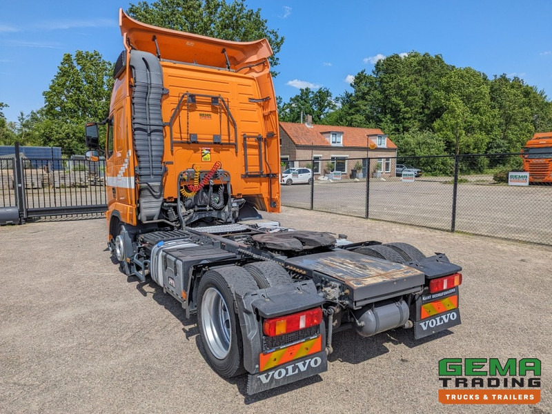 Volvo FH420 4x2 Euro5 FH420 4x2 Globetrotter Euro5 - XLOW - 01/2025APK (T1411) - شاحنة جرار: صور 4 Volvo FH420 4x2 Euro5 FH420 4x2 Globetrotter Euro5 - XLOW - 01/2025APK (T1411) - شاحنة جرار: صور 4