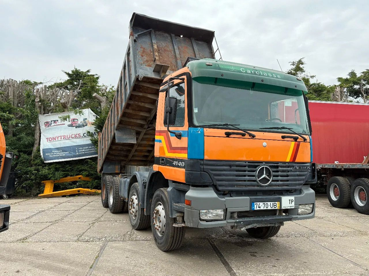 Mercedes-Benz Actros 4140 V6 8X4 Tipper Spring/Spring Manual G - قلابات: صور 1 Mercedes-Benz Actros 4140 V6 8X4 Tipper Spring/Spring Manual G - قلابات: صور 1
