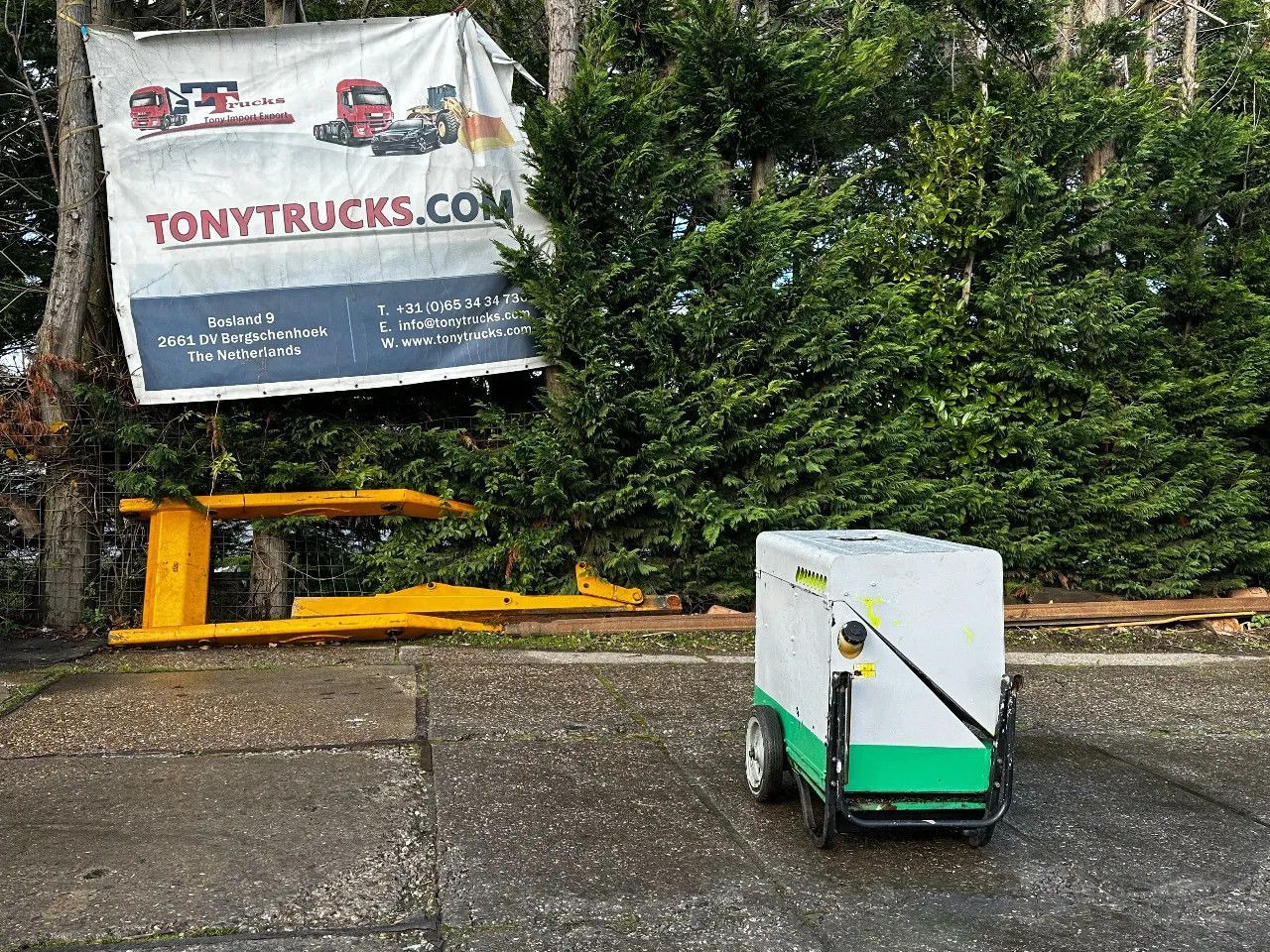 Pramac P6000S2 6KVA Generator Pramac P6000S2 6KVA Generator - مجموعة المولدات: صور 1 Pramac P6000S2 6KVA Generator Pramac P6000S2 6KVA Generator - مجموعة المولدات: صور 1