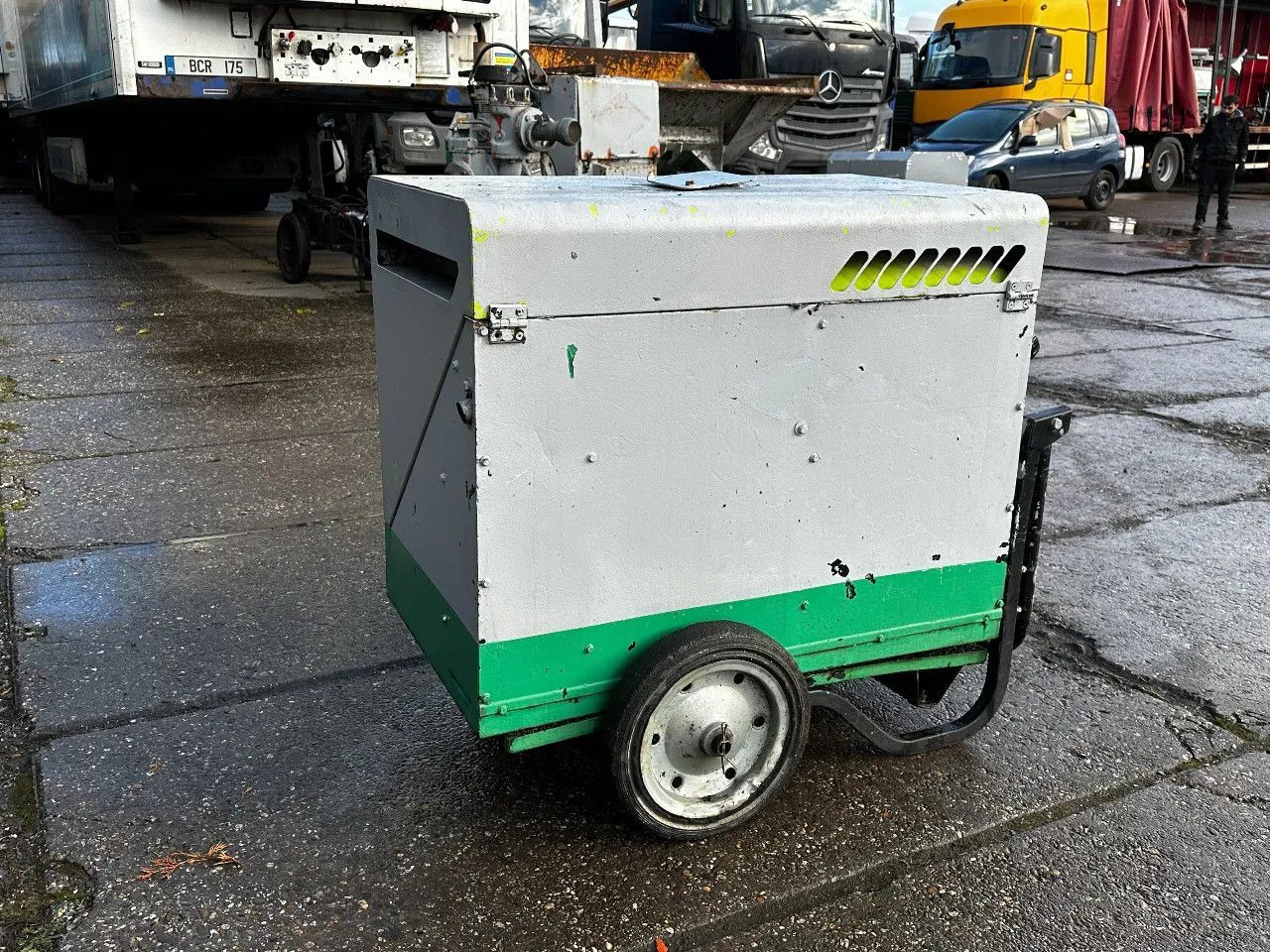 Pramac P6000S2 6KVA Generator Pramac P6000S2 6KVA Generator - مجموعة المولدات: صور 5 Pramac P6000S2 6KVA Generator Pramac P6000S2 6KVA Generator - مجموعة المولدات: صور 5