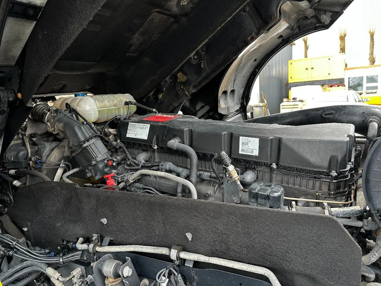 شاحنة جرار Renault T460 4X2 Tractor-unit Spring/Air Retarder D11 En: صور 16