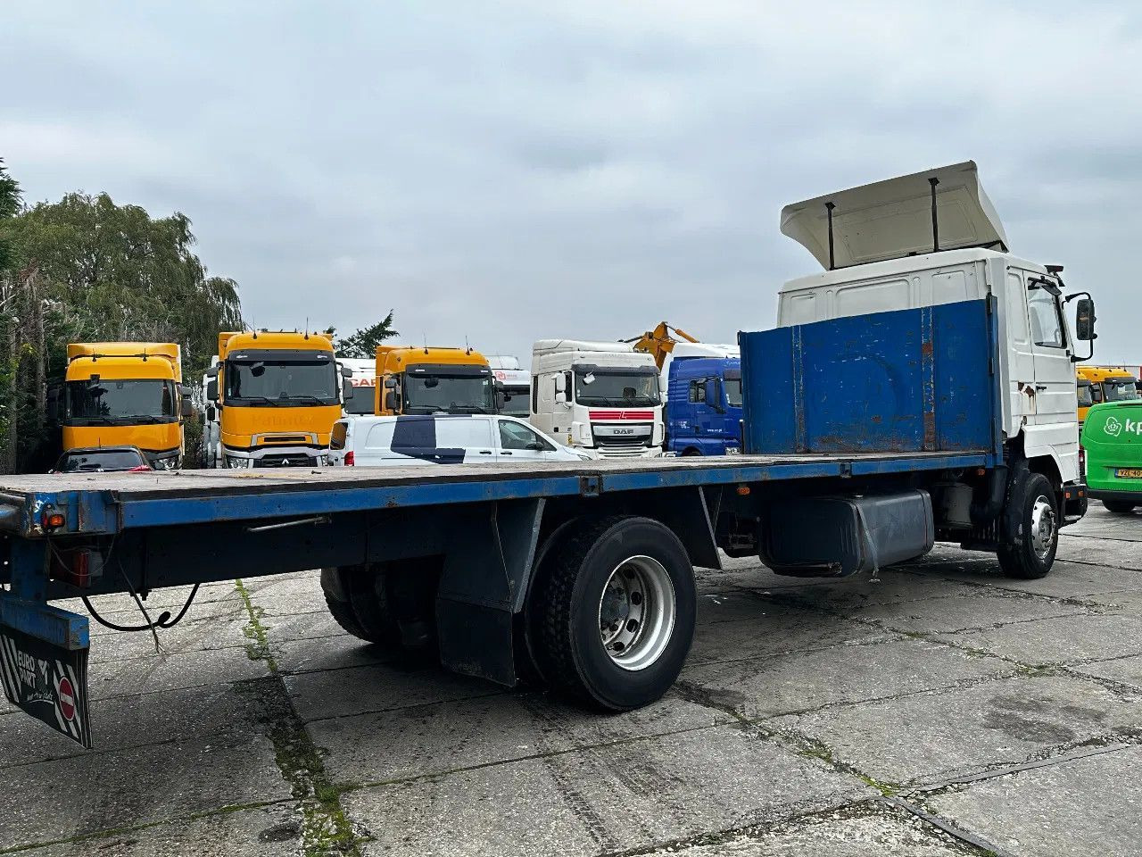 Scania P113-360 4X2 Platform Manual Gear Retarder Scania P113-360 4X2 Platform Manual Gear Retarder - شاحنات مسطحة: صور 4 Scania P113-360 4X2 Platform Manual Gear Retarder Scania P113-360 4X2 Platform Manual Gear Retarder - شاحنات مسطحة: صور 4