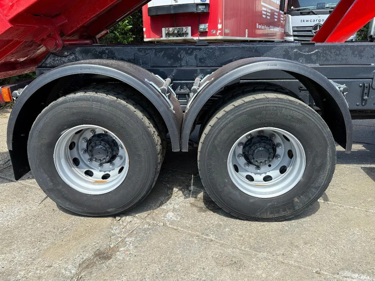 Volvo FH 16.600 6X4 Tipper Spring/Spring Euro5 - قلابات: صور 5 Volvo FH 16.600 6X4 Tipper Spring/Spring Euro5 - قلابات: صور 5
