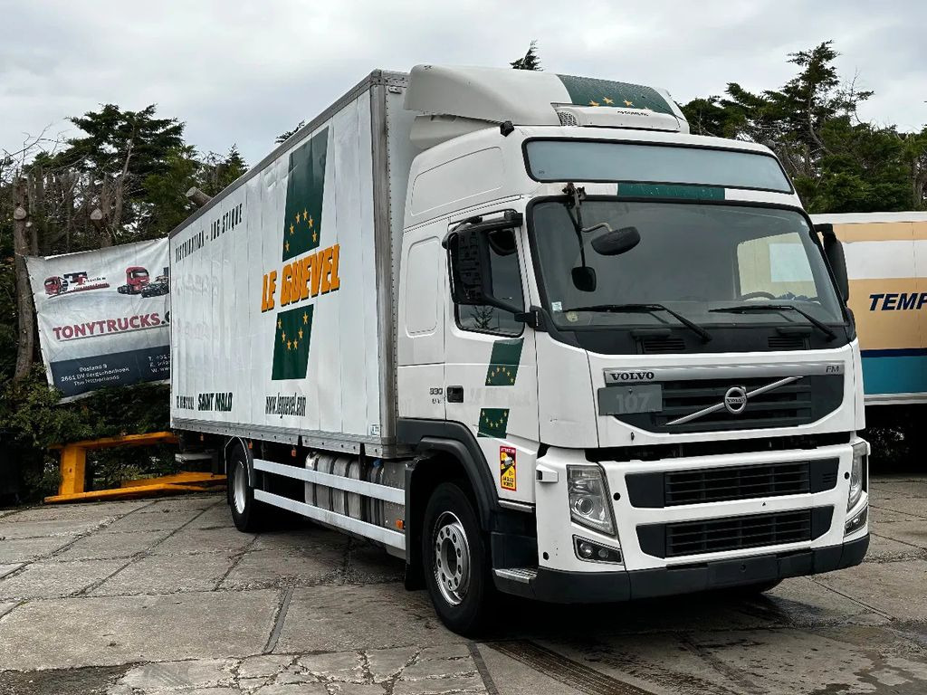 Volvo FM 330 4X2 BOX Spring/Air EURO5 Double Airco Ret - بصندوق مغلق شاحنة: صور 1 Volvo FM 330 4X2 BOX Spring/Air EURO5 Double Airco Ret - بصندوق مغلق شاحنة: صور 1