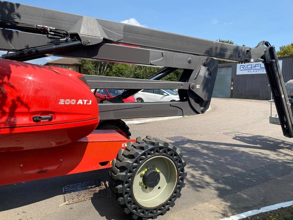 رافعات سلة مفصلية Manitou 200 ATJ: صور 13