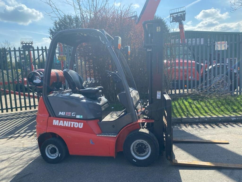 Manitou MI 15 G - رافعة شوكية تعمل بالغاز: صور 1 Manitou MI 15 G - رافعة شوكية تعمل بالغاز: صور 1