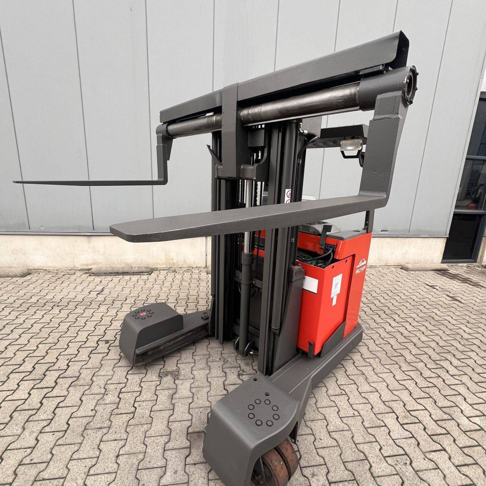 Atlet UFS250DTFVRG450 - شاحنة المناولة رباعية الاتجاهات: صور 5 Atlet UFS250DTFVRG450 - شاحنة المناولة رباعية الاتجاهات: صور 5