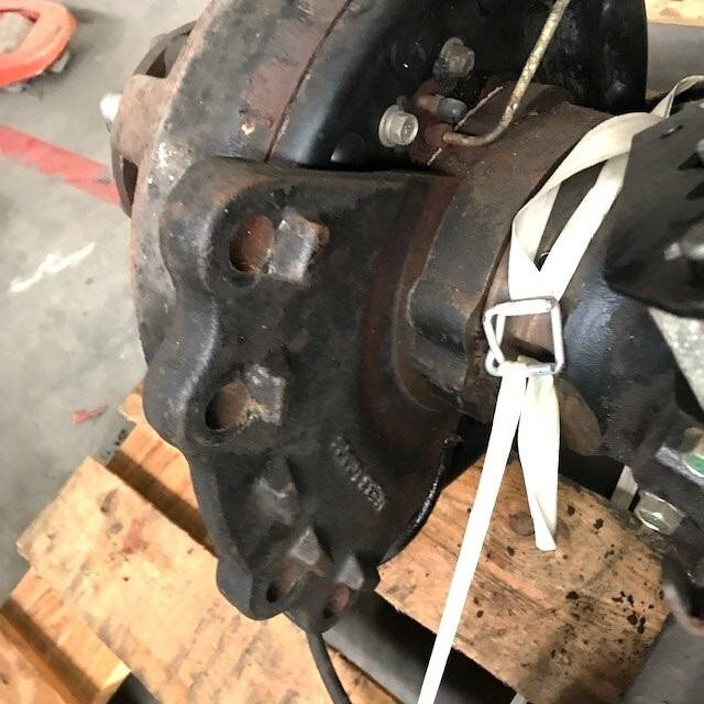 Complete front axle for Caterpillar - المحور و قطع الغيار - معدات المناولة: صور 5 Complete front axle for Caterpillar - المحور و قطع الغيار - معدات المناولة: صور 5