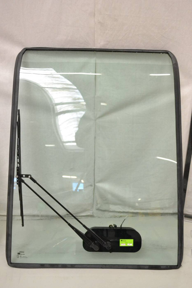 Complete set Nissan TX steel Cabin - باب و قطع الغيار - معدات المناولة: صور 4 Complete set Nissan TX steel Cabin - باب و قطع الغيار - معدات المناولة: صور 4