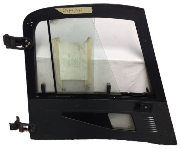 Door right for Linde series 386 - باب و قطع الغيار - معدات المناولة: صور 1 Door right for Linde series 386 - باب و قطع الغيار - معدات المناولة: صور 1