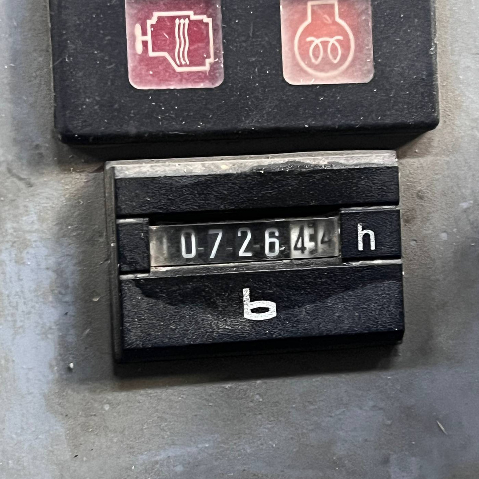 Hako Jonas 1200D - كناسة المناطق الصناعية: صور 4 Hako Jonas 1200D - كناسة المناطق الصناعية: صور 4