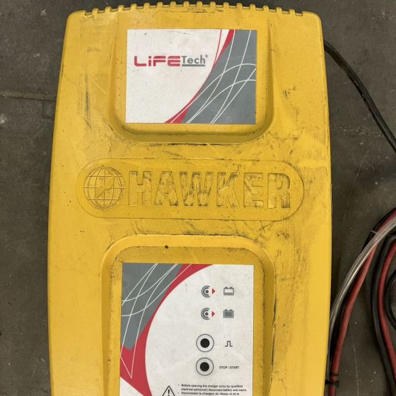 Hawker 24V/60A Life Tech (2) - النظام الكهربائي - معدات المناولة: صور 3 Hawker 24V/60A Life Tech (2) - النظام الكهربائي - معدات المناولة: صور 3