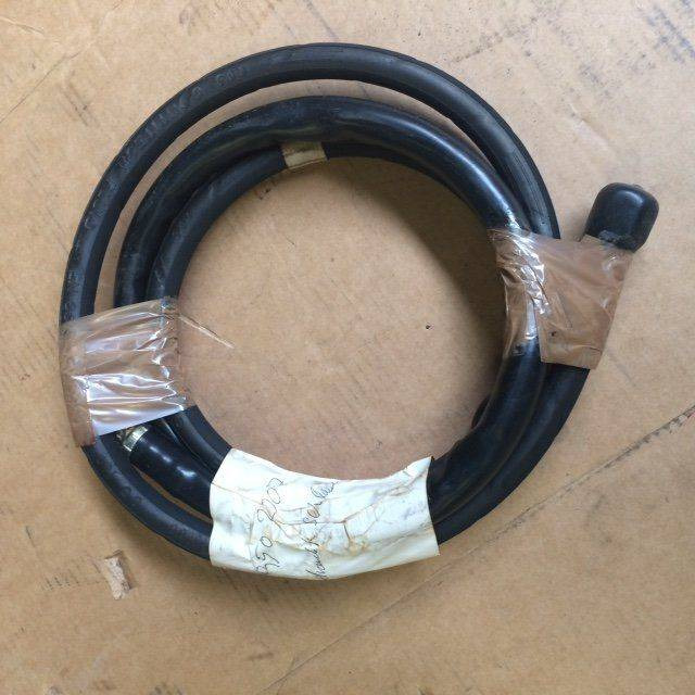 Hose for Linde P250/W20, Series 127/127-02 - أجزاء الفرامل - معدات المناولة: صور 1 Hose for Linde P250/W20, Series 127/127-02 - أجزاء الفرامل - معدات المناولة: صور 1