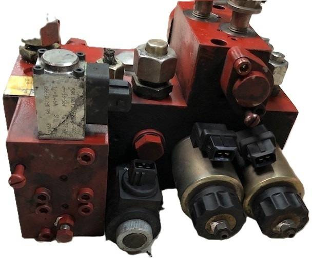 Hydraulic control valve - صمام هيدروليكي - معدات المناولة: صور 3 Hydraulic control valve - صمام هيدروليكي - معدات المناولة: صور 3