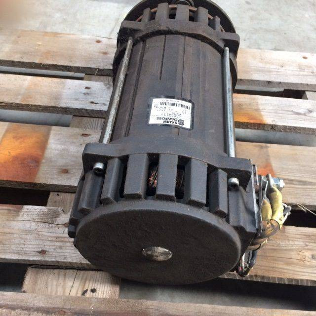 Hydraulic motor for Hyster - محرك هيدروليكي - معدات المناولة: صور 4 Hydraulic motor for Hyster - محرك هيدروليكي - معدات المناولة: صور 4
