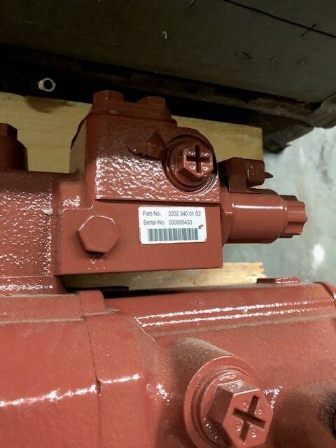 Hydraulic pump HPV105/75D-02R 9513 - نقل الحركة - معدات المناولة: صور 2 Hydraulic pump HPV105/75D-02R 9513 - نقل الحركة - معدات المناولة: صور 2