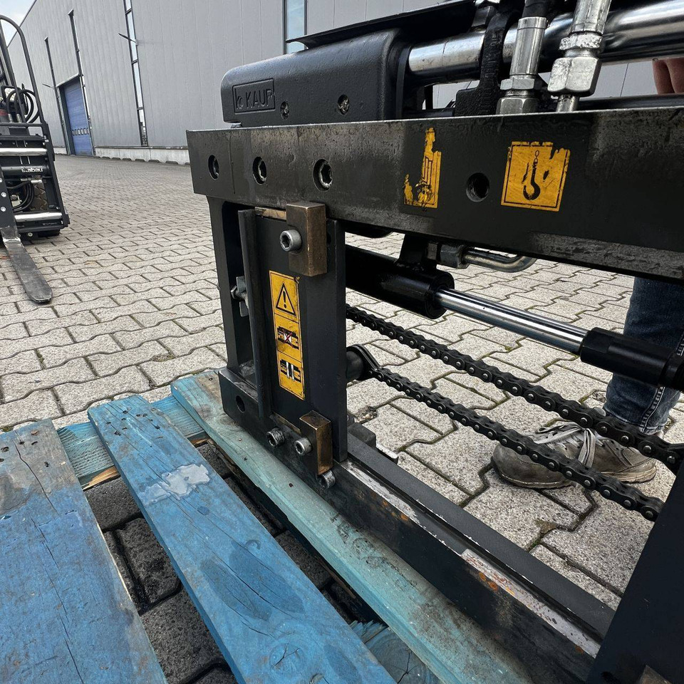 KAUP 2T163SN Forkpositioner without sideshift - ملحقات: صور 4 KAUP 2T163SN Forkpositioner without sideshift - ملحقات: صور 4
