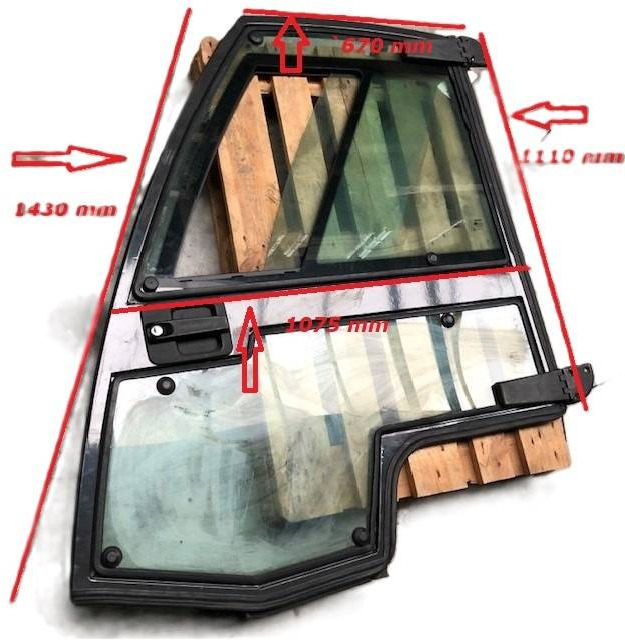 Left door for Nissan - باب و قطع الغيار - معدات المناولة: صور 1 Left door for Nissan - باب و قطع الغيار - معدات المناولة: صور 1