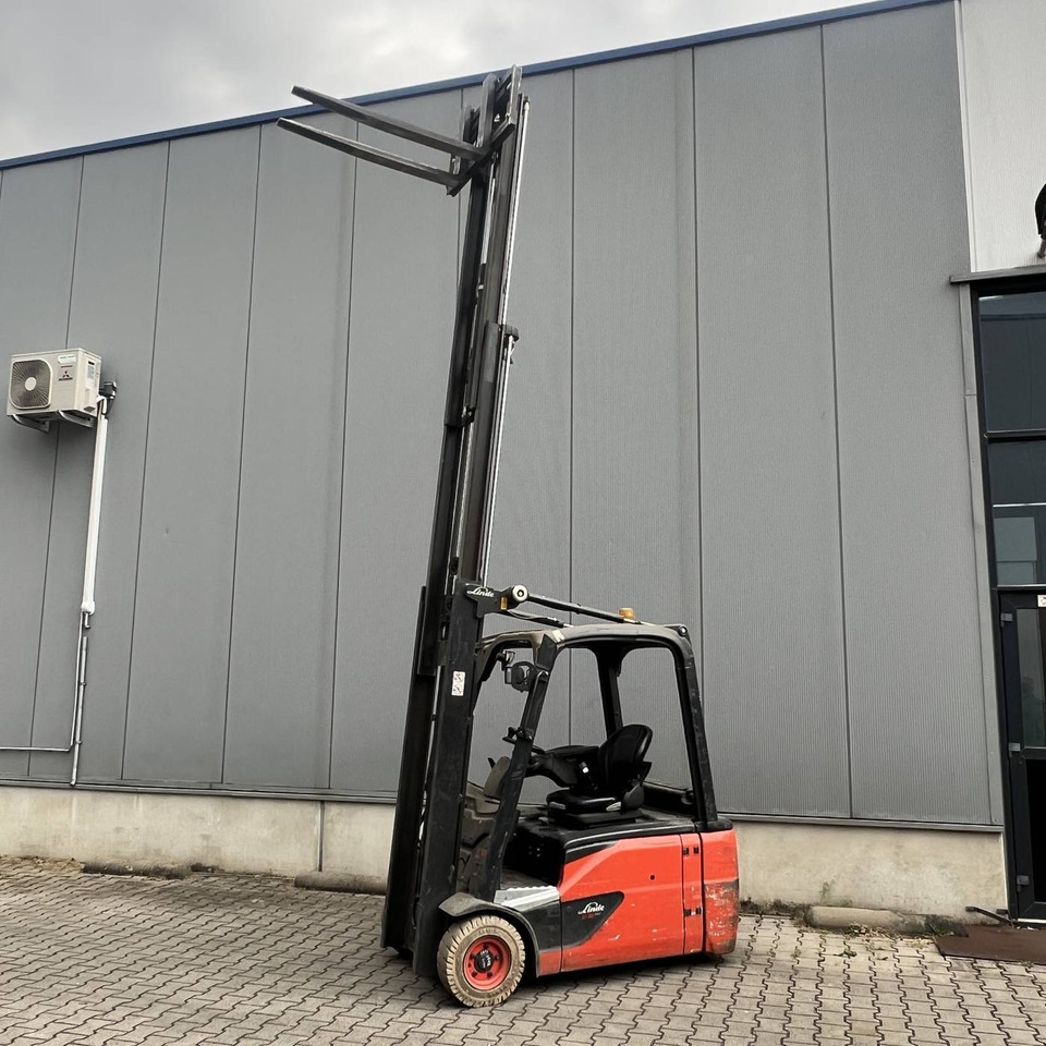 رافعة شوكية كهربائية Linde E16L (386): صور 8