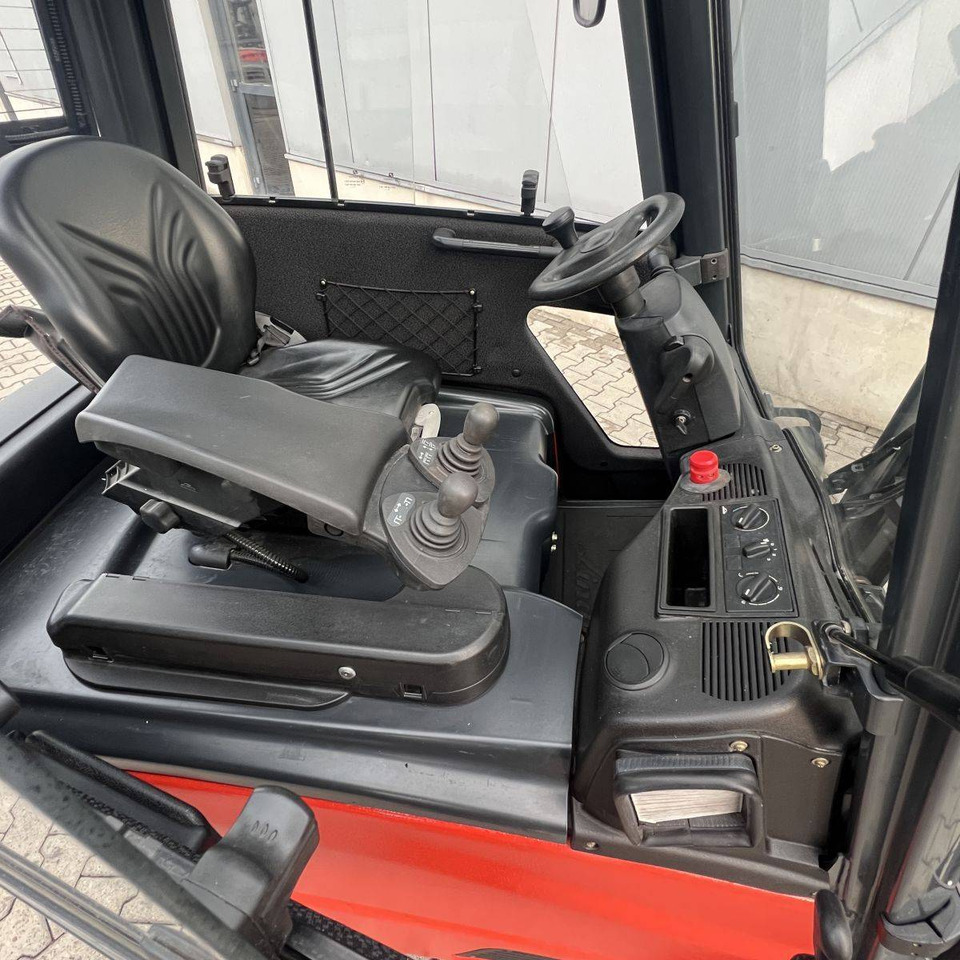 Linde E20PH (386) - رافعة شوكية كهربائية: صور 5 Linde E20PH (386) - رافعة شوكية كهربائية: صور 5