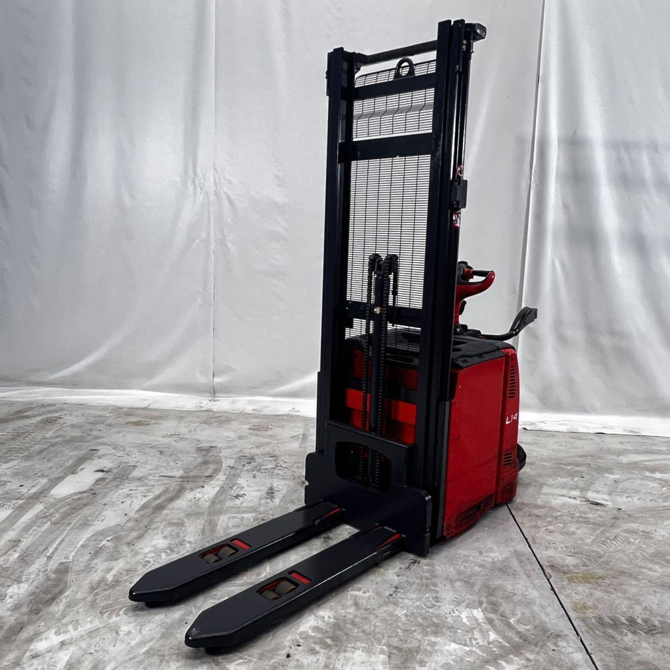 Linde L14AP (133) - معدات تكديس: صور 2 Linde L14AP (133) - معدات تكديس: صور 2
