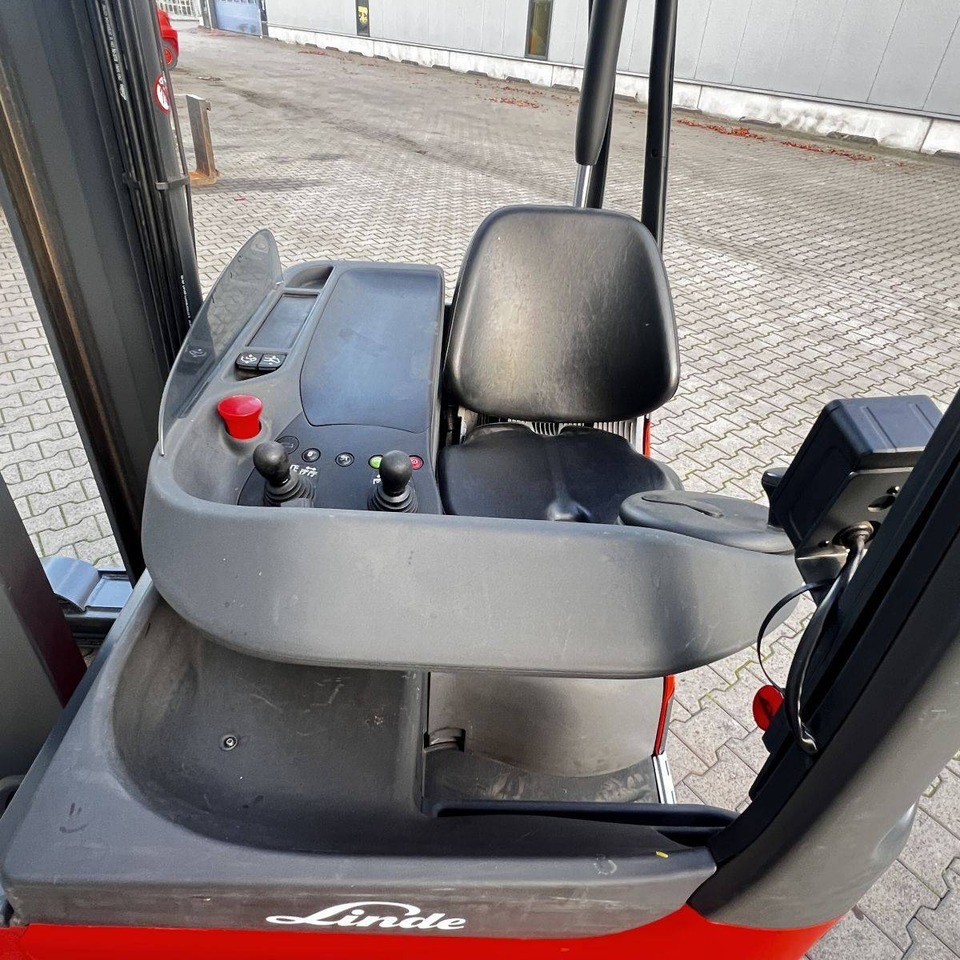 Linde R16 HD (1120) - شاحنة مناولة: صور 5 Linde R16 HD (1120) - شاحنة مناولة: صور 5